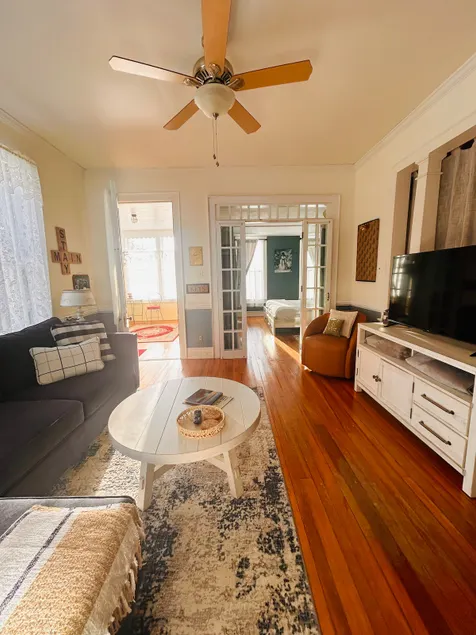 Country Charmer, pet friendly, Easy access TugHill - Image 1