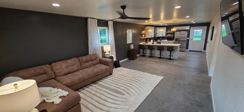 New construction home sleeps 6. - Image 1