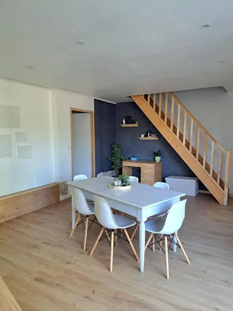 Peaceful house near the ocean - Image 1