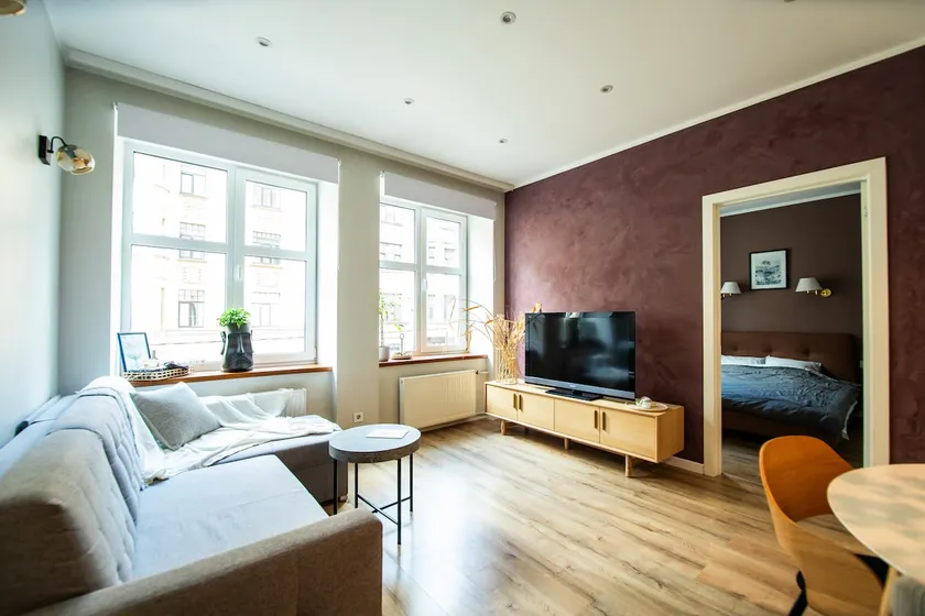 Heart of the City - 2BR Stay - Image 1