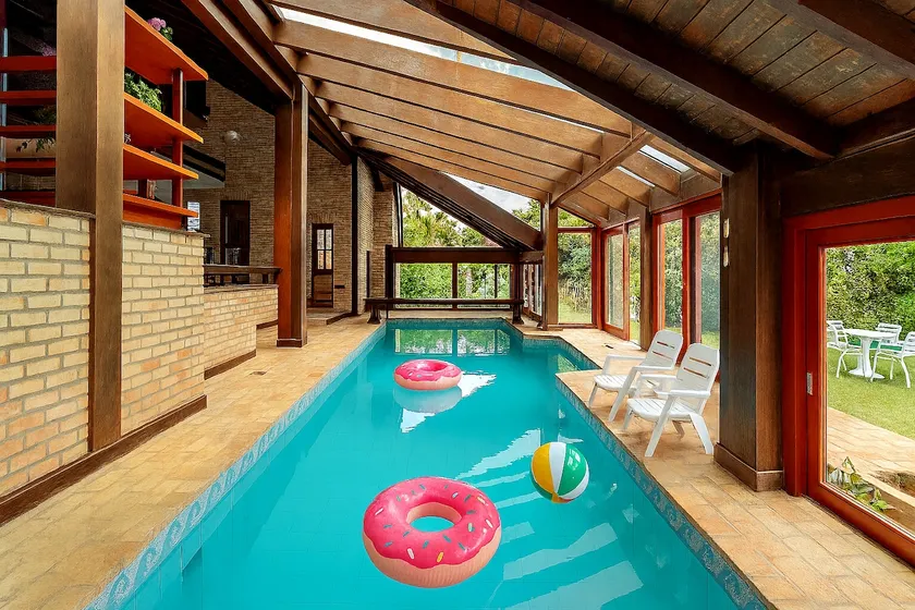 Jurerê Oceanfront, Heated & Covered Pool, 20 Guests - Image 1