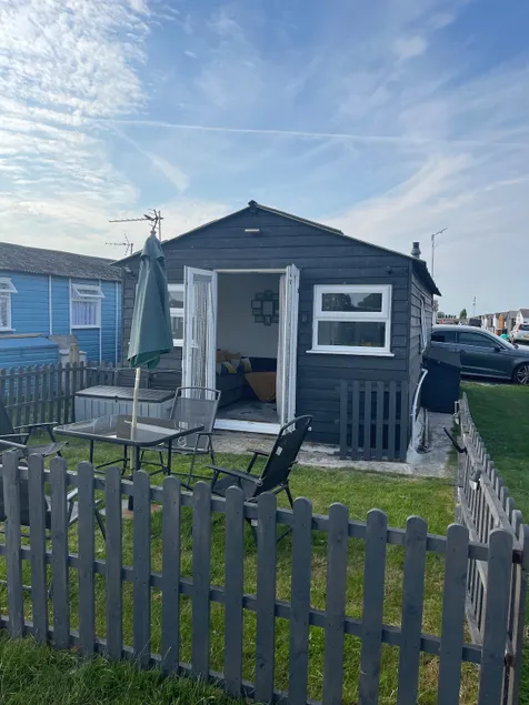 Holiday Hideaway - Image 1