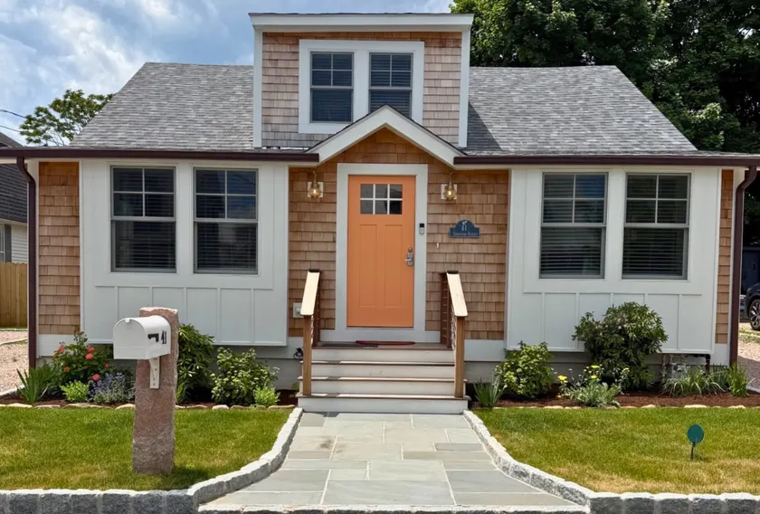 5* Branford Cottage with access to Owenego Club. - Image 1