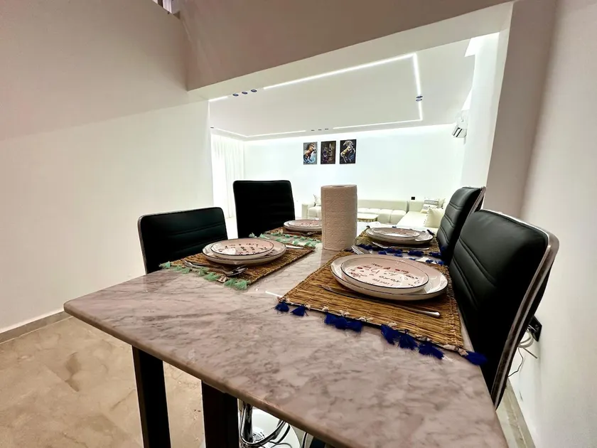 Chic Duplex Central Luxury 3 Suites et Wi-Fi - Image 1