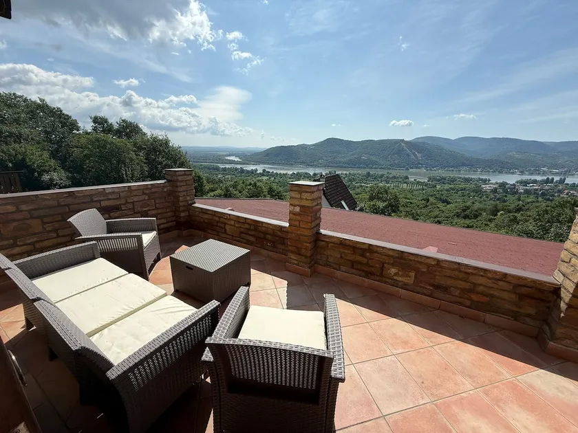Forestin Guesthouse - Image 1