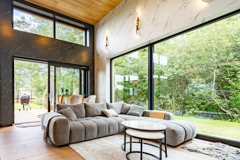 Green Field Villa - Image 1