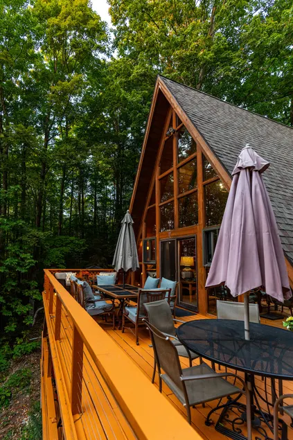 Golf | A-Frame | Hot Tub | Sauna | 2 King Beds - Image 1