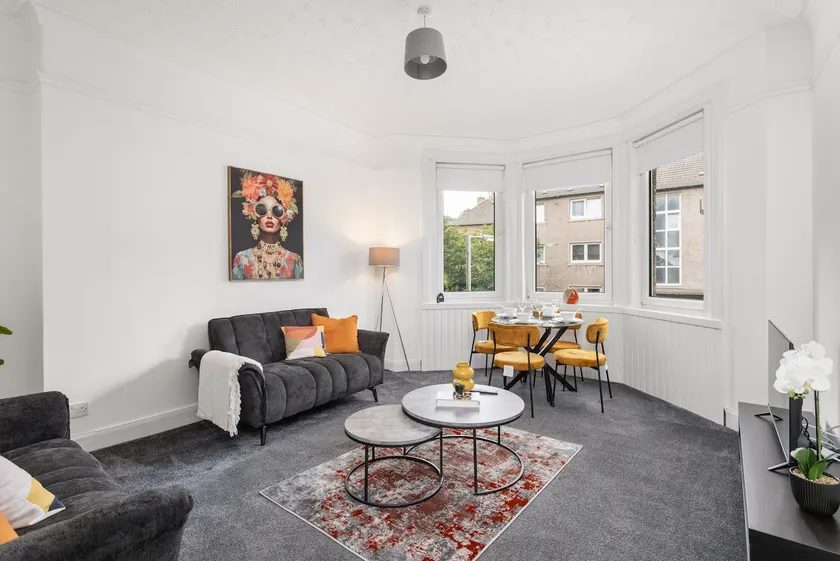Stylish Stay in Inverkeithing. - Image 1