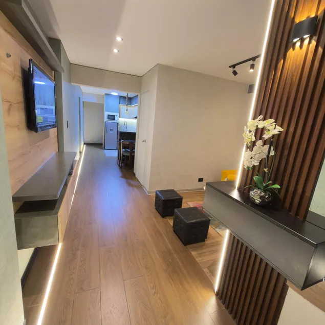 Entire private apartment facing the park - Image 1