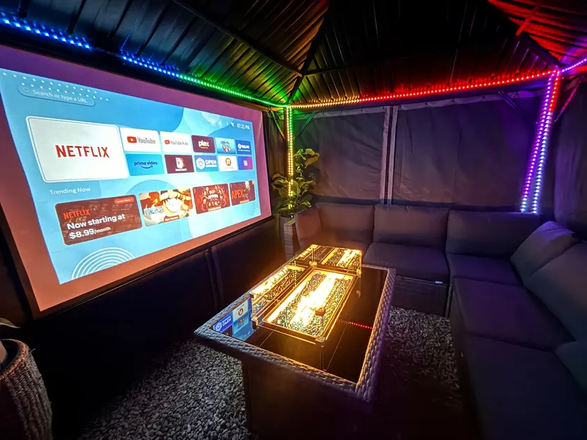 4BR • Fire Pit + Outdoor Movies •13 min to Casinos - Image 1