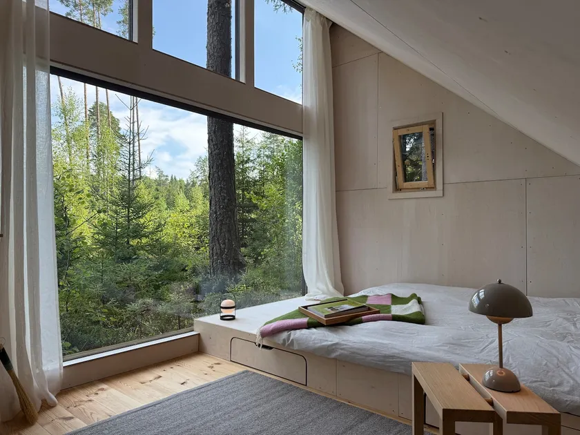 Design forest hut near Viru Bog - Image 1