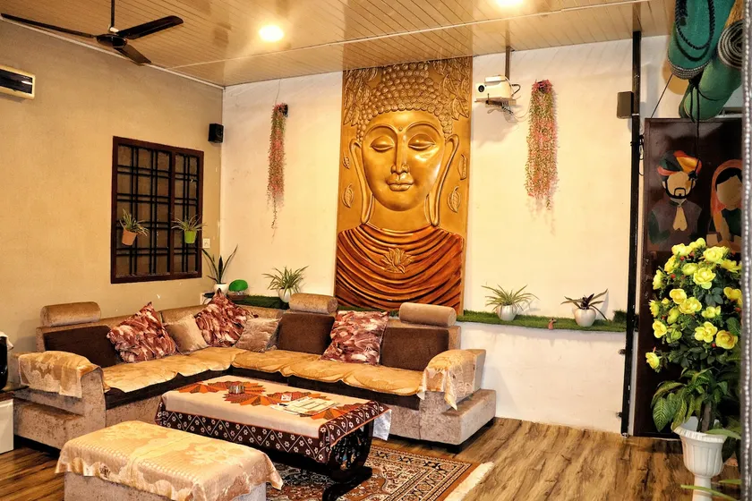 Petal Nesta Villa |Personal HomeTheatre Experience - Image 1