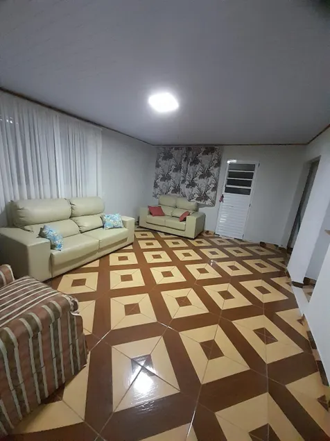 spring house - Image 1