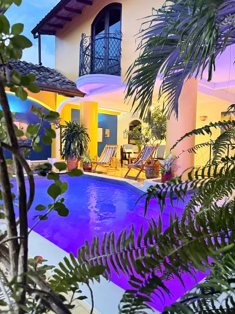 Hotel Colonial Granada - Image 1