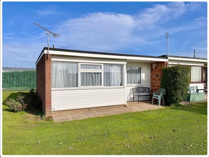 Chalet hemsby - Image 1