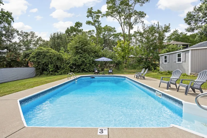 Stylish Oasis w/Htd Saltwater Pool/Games/Fire Pits - Image 1