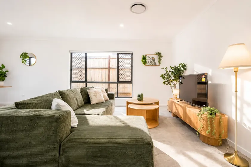 Canopy House | 4BR Brand New Home in Greenbank QLD - Image 1