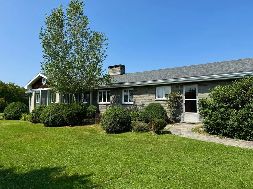 Ahrens Rd Ranch - Image 1