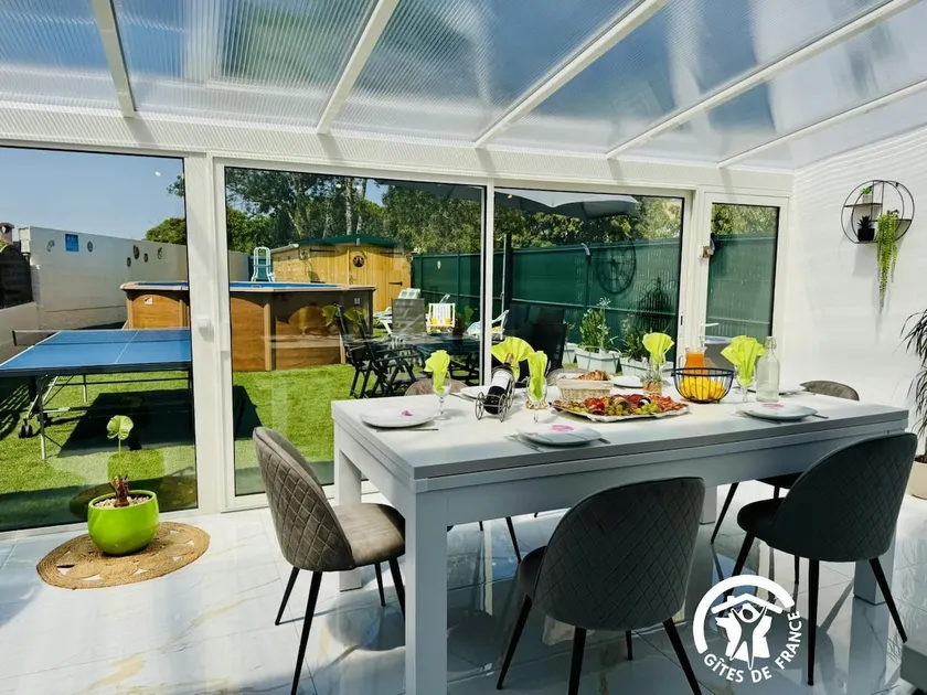 House with A/C, Jacuzzi, and Wi-Fi 10 minutes from Carcassonne! - Image 1