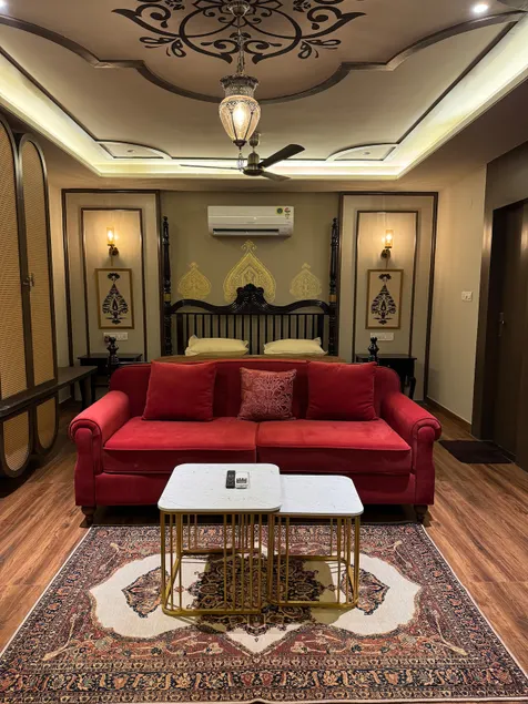 Sawaii- Luxury Studio with Balcony! - Image 1