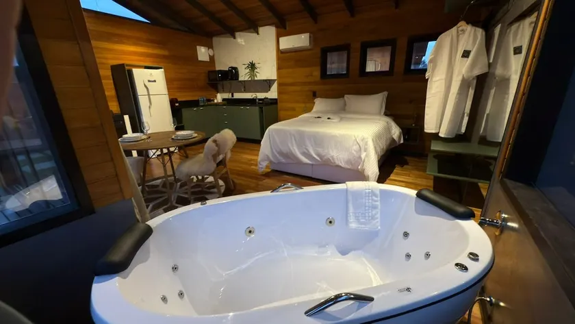Vila Chamomix - Cabernet Chalet - Image 1