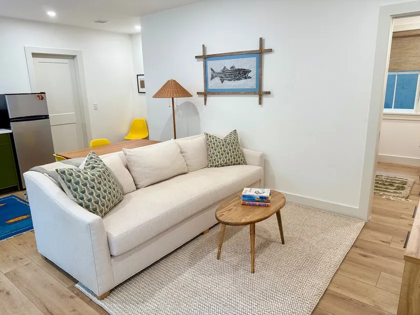 Bright & New Apartment On Nantucket - Image 1