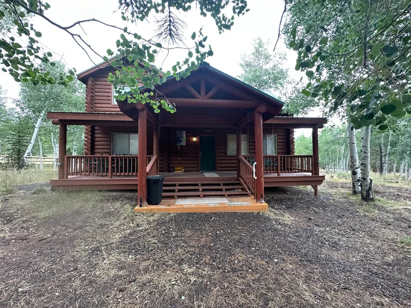 Aspen Grove-A Panguitch Lake Retreat - Image 1