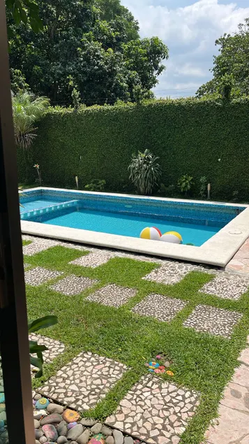 Nice Stay - Image 1