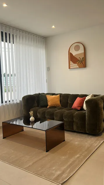 2-bedroom house with jacuzzi - Image 1