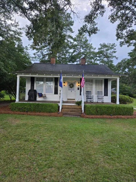 Miss Nancy's Place - Image 1
