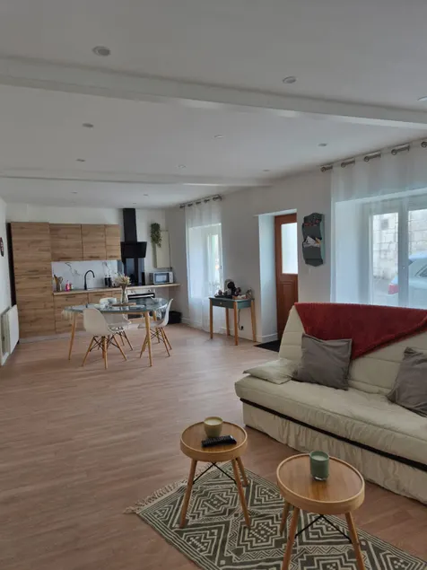 Jean's place - Image 1