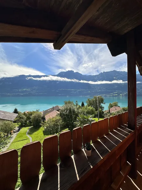 CapoB&B Seepanorama, am See, 10 min. to Interlaken - Image 1