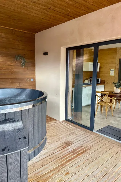 Lilas Chalet, private spa, 2 people - Image 1
