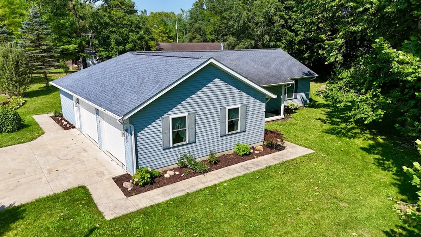 Cozy, Clean & Handicap-Friendly – 2BR near Ashland - Image 1
