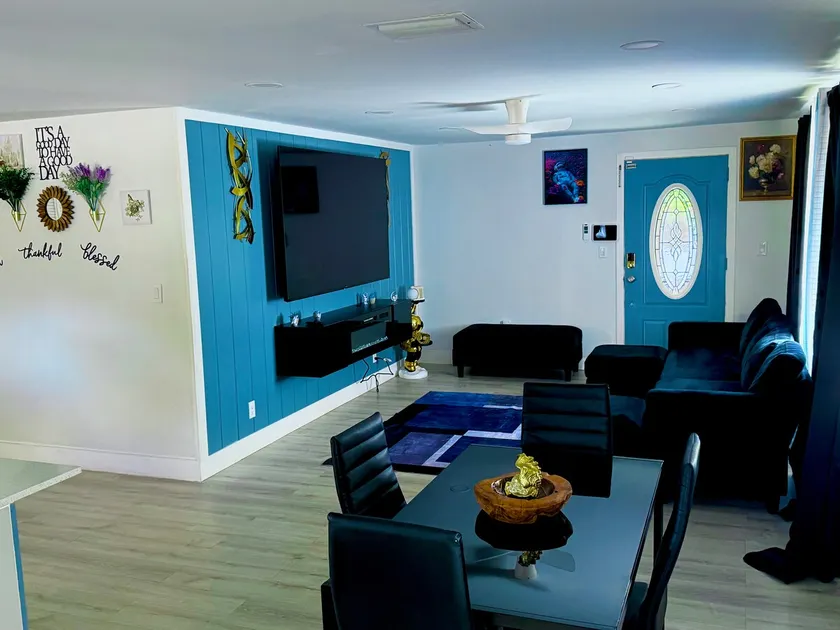 3Bed/1 Bath newly renovated home - Image 1