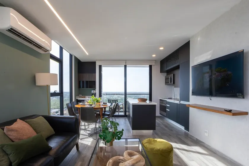 Luxurious Penthouse in Merida with amenities - Image 1