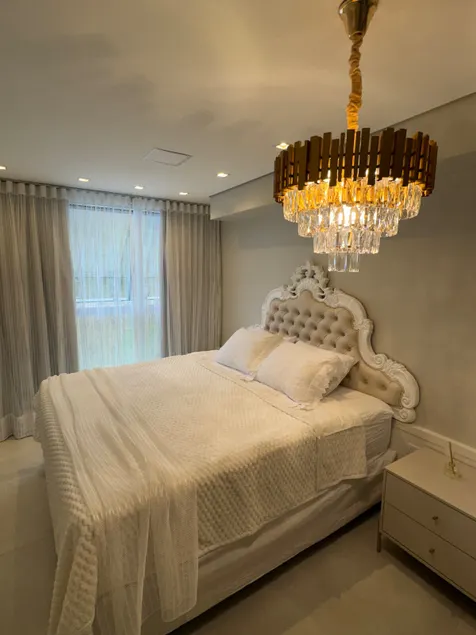 Luxurious, decorated, air-conditioned. Elevator 402 - Image 1