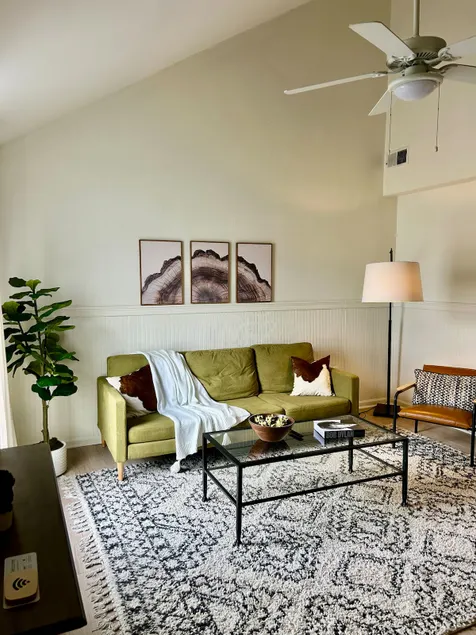 Modern Retreat - Image 1