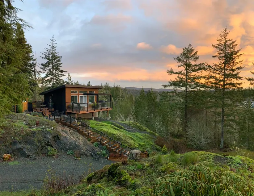 Serene Forest Retreat - Image 1