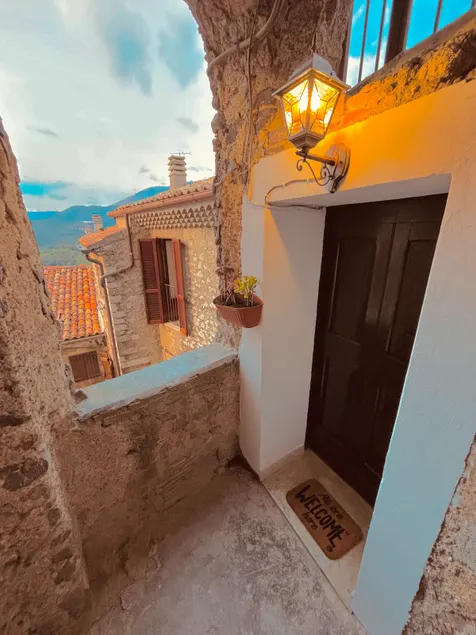 Historic & Charming Home in Bassiano - Image 1