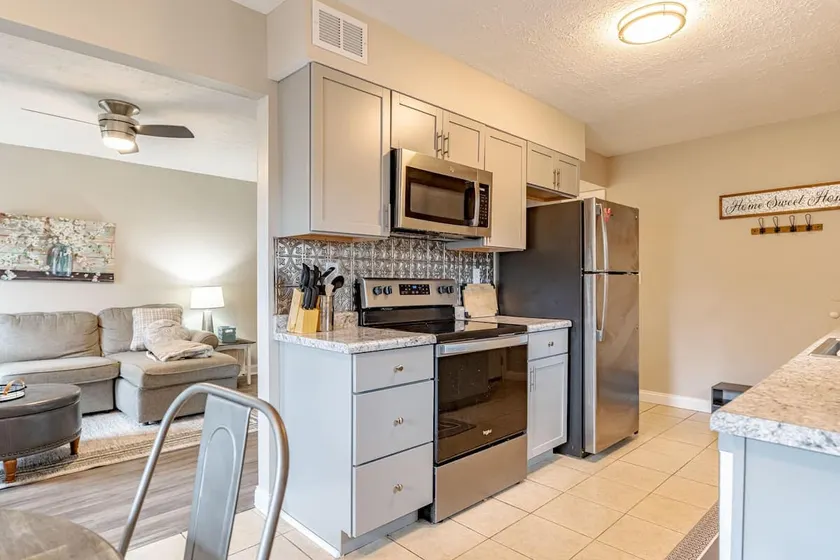 Valor Cottage - Ft Knox/Elizabethtown Excellence - Image 1