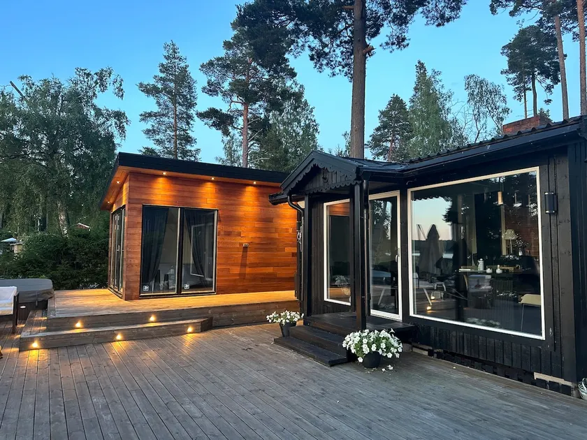 Seaside cabins - Image 1