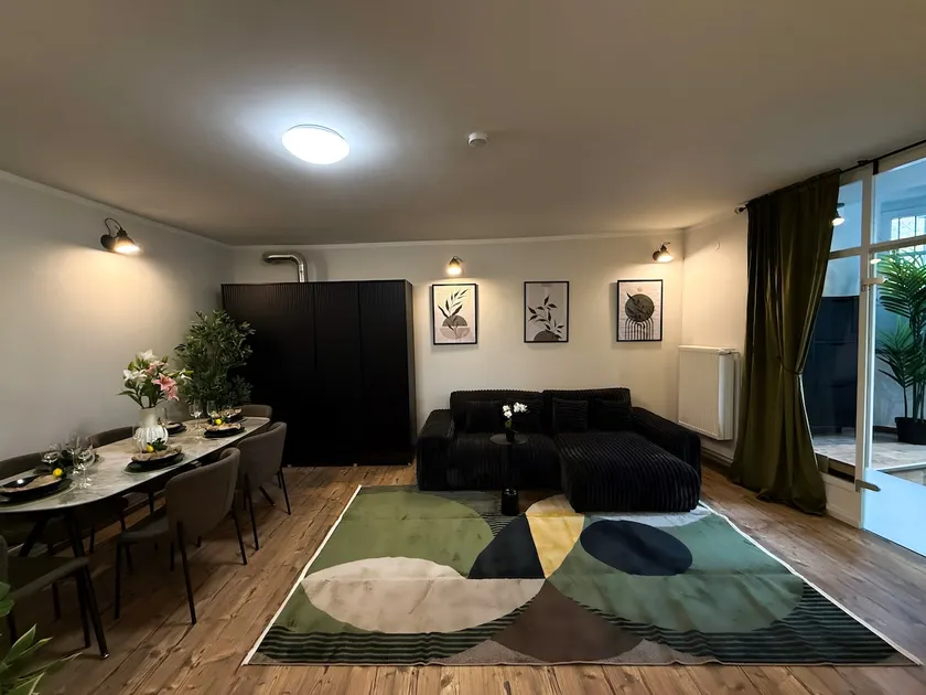 Modern basement apartment in a top location - Image 1