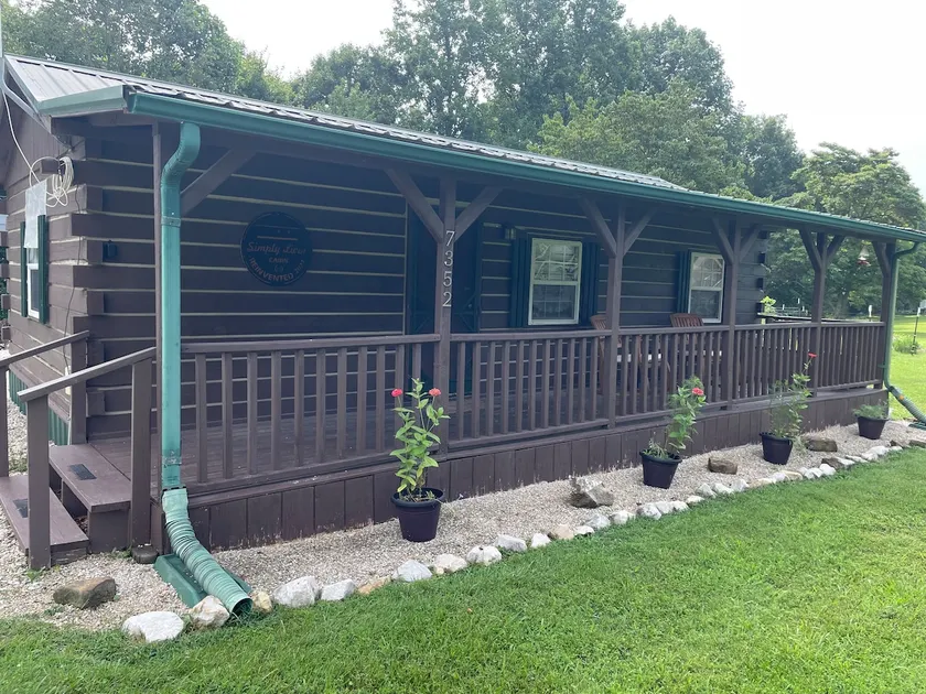 Simply Livin' Cabin @ Patoka - Image 1
