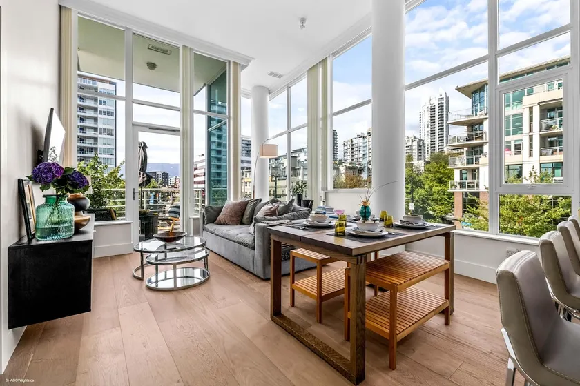 Luxury Waterfront 2BR| Harbor View| Pool| Hot Tub - Image 1