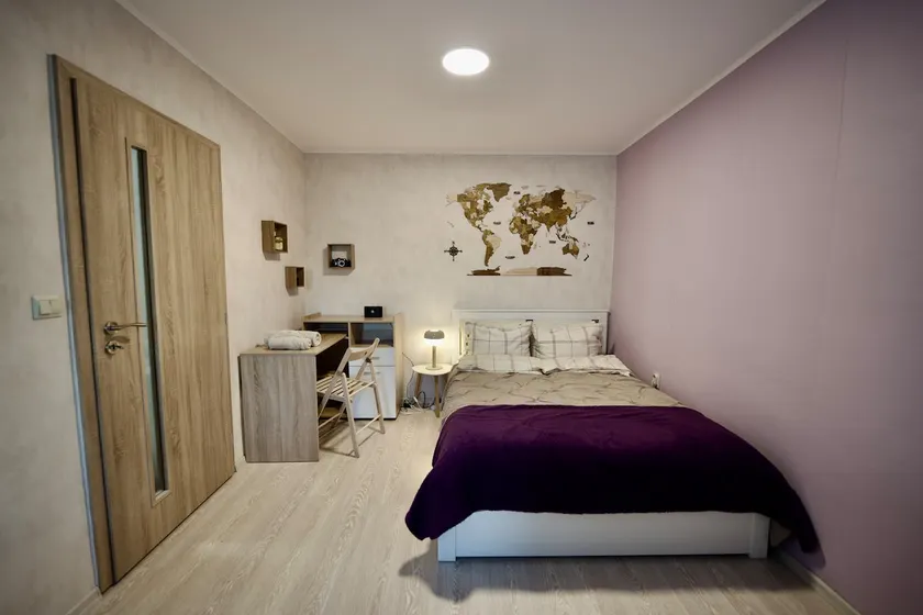 1BR Neat Suburban Escape in Veliko Tarnovo - Image 1
