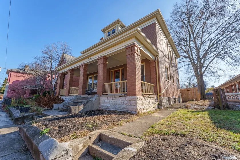 Oak Manor in South Park - Image 1