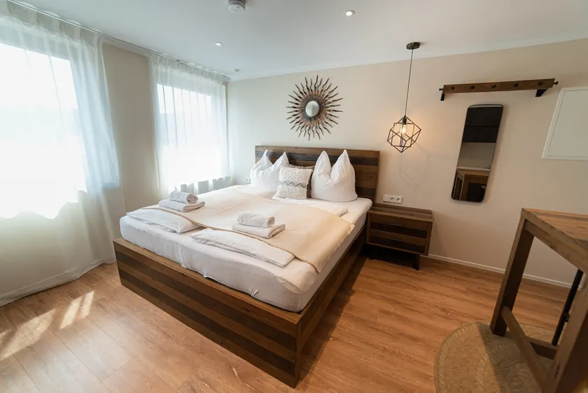 Tamati Junior Suite - Image 1
