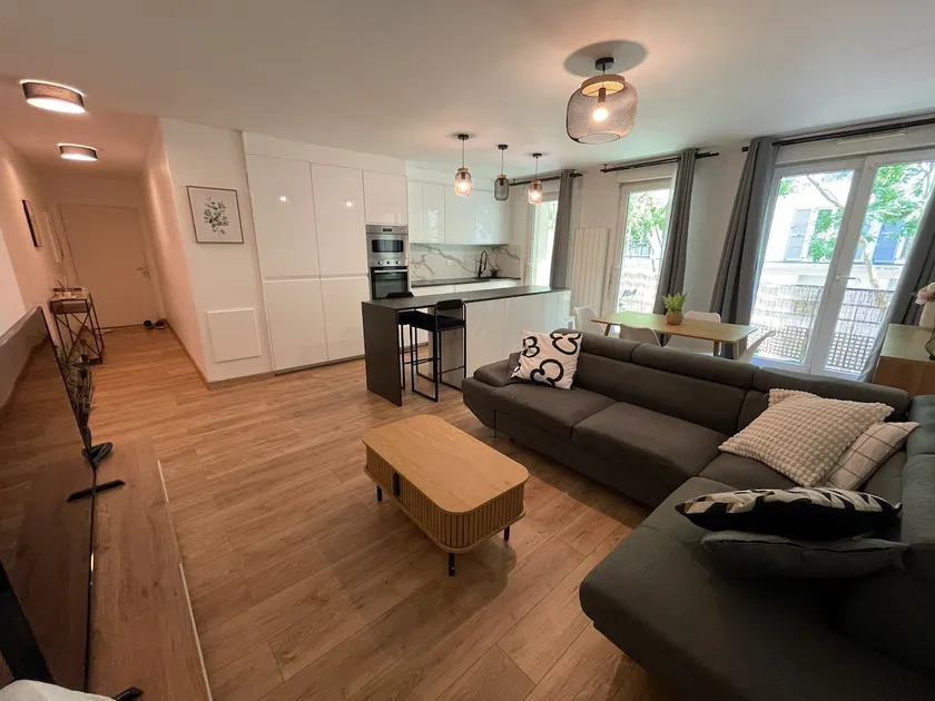 Cozy apartment-Paris-LaDéfense-Disneyland - Image 1