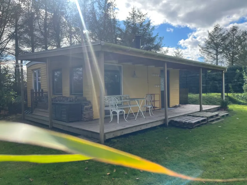 Fischer's hut - Image 1